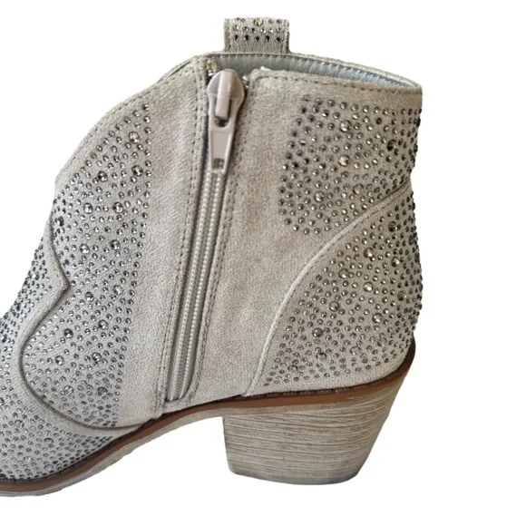 Pierre Dumas Wilder Silver Rhinestone Ankle Boots - Picture 5 of 8